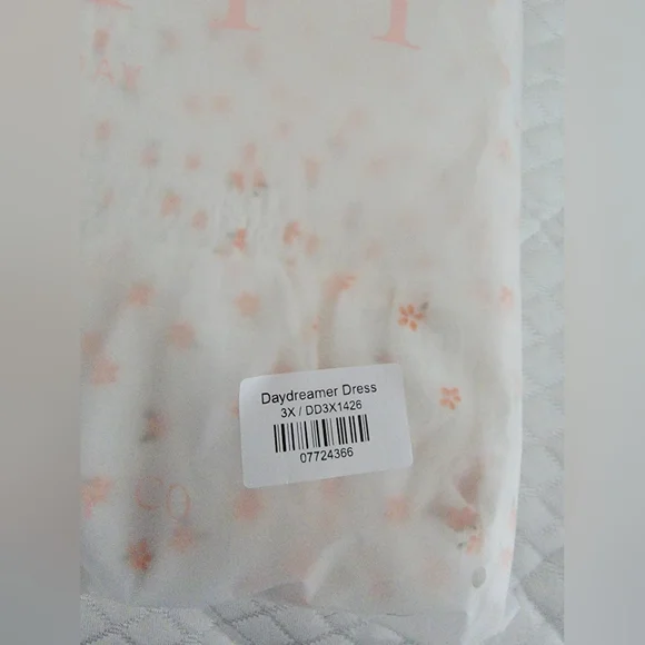 NWT Ivy City Floral Maxi Dress - Picture 10 of 10